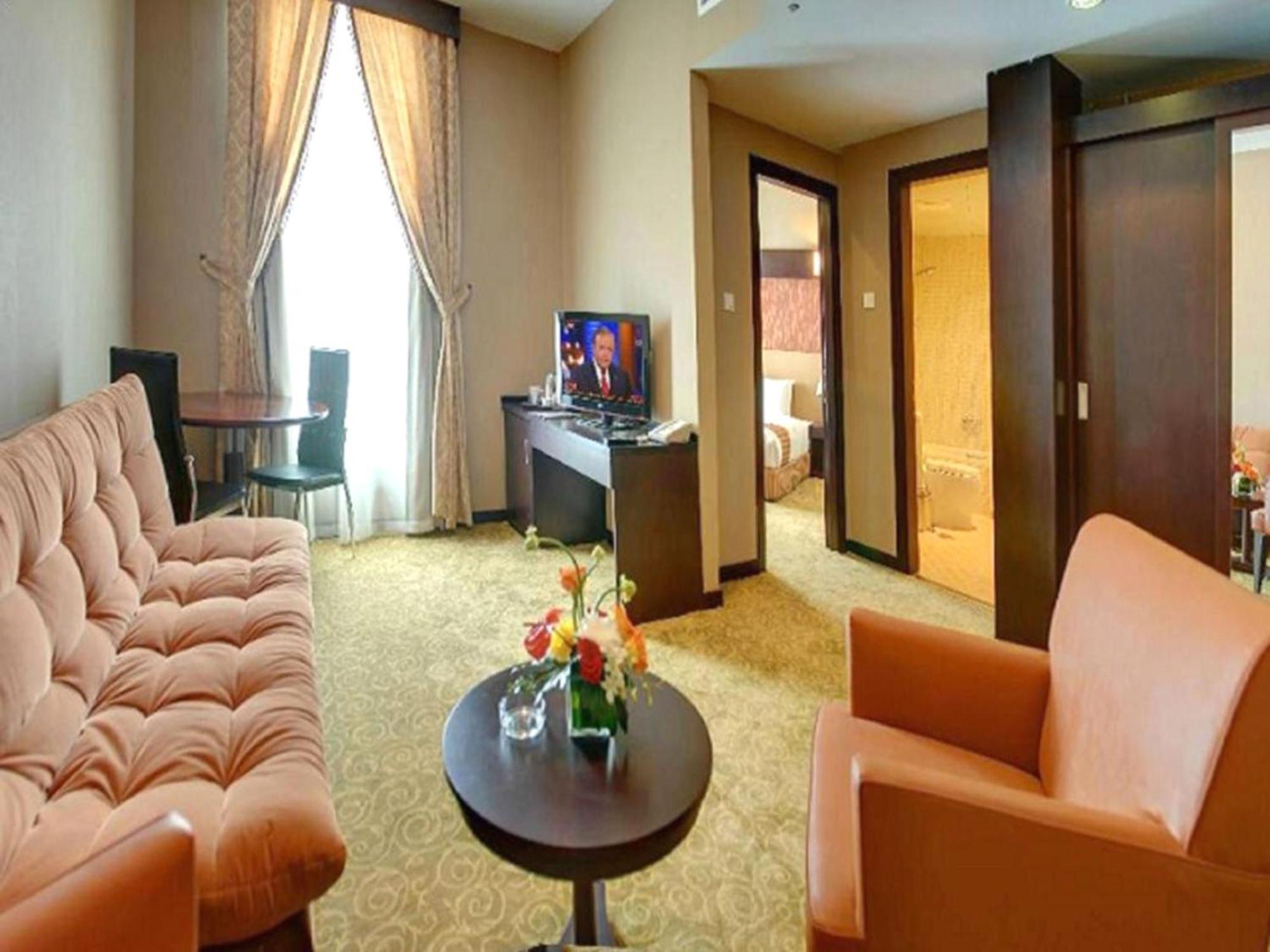 Aryana Hotel Sharjah Exteriör bild
